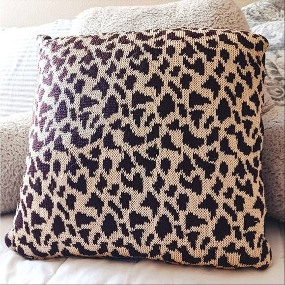 The Sak Home Woven Decorative Leopard Print Brown Tan Neutral Boho Throw Pillow - Picture 2 of 3